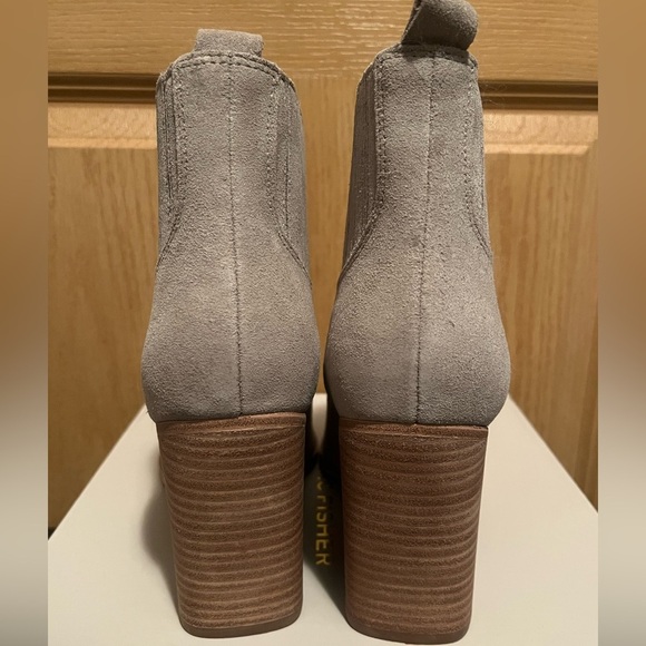 Marc Fisher LTD Orlanda Medium Gray Bootie Size 10 Western Suede Leather New IB - Picture 14 of 16
